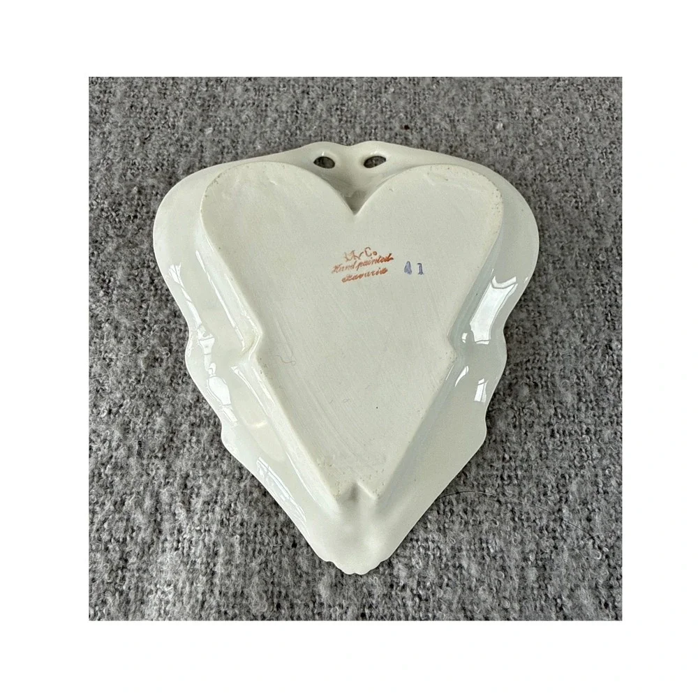 U.C. Bavaria Trinket Dish Vintage Grandmas Tableware Floral Heart Hand Painted‎